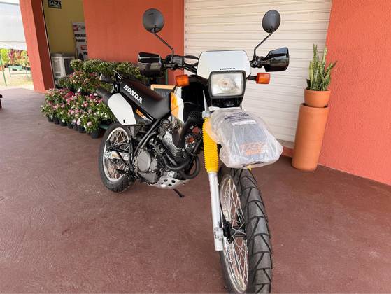 HONDA XLX 350R HONDA XLX 350R